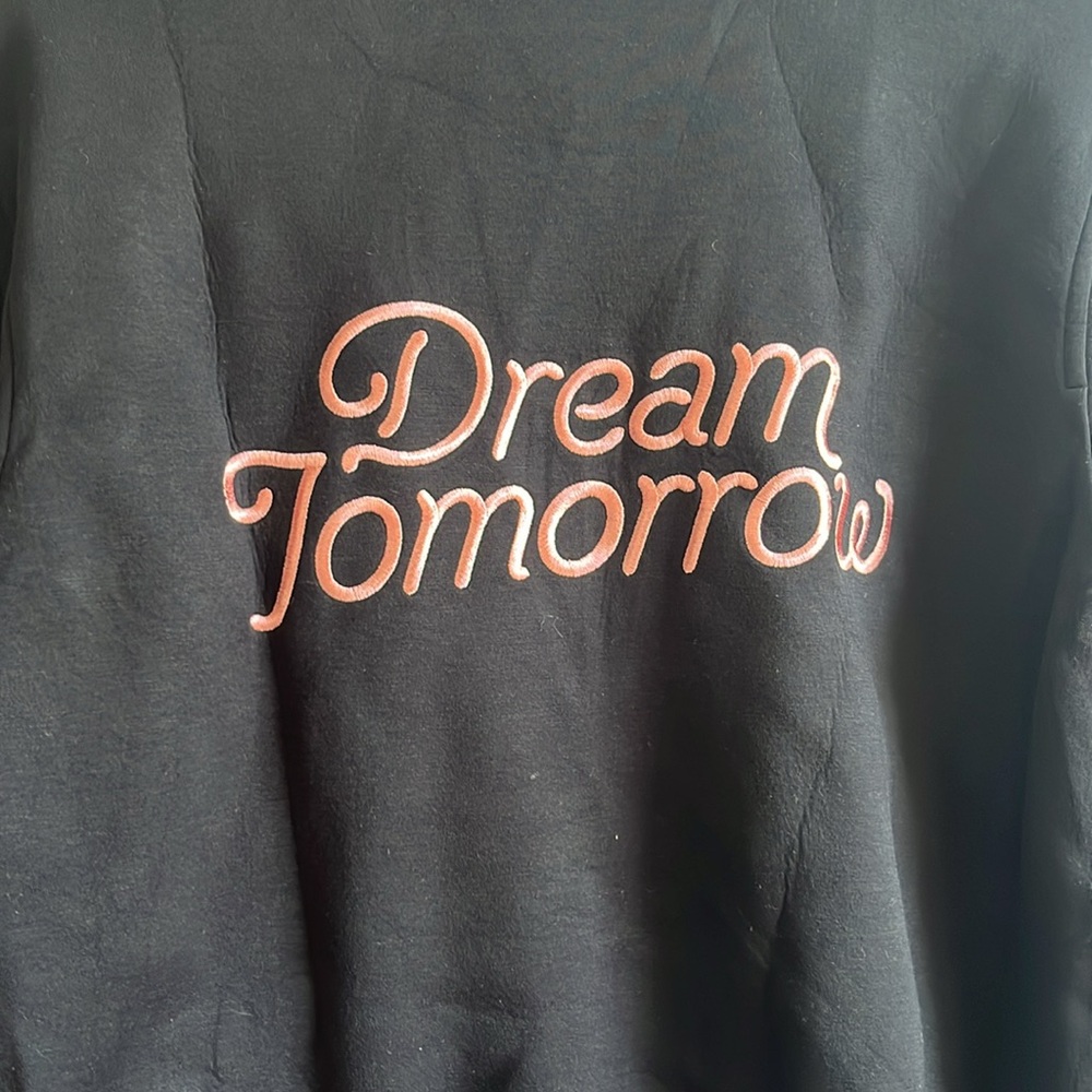 Sweater - Picture 4 of 4